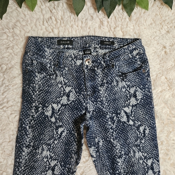 Cache Textured Skinny Snakeskin Print Pants - Picture 3 of 8